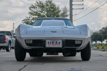 1978 Chevrolet Corvette V8 1978 Tout compris  