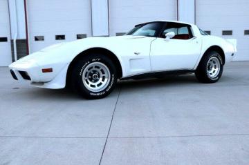 1979 Chevrolet Corvette V8 1979 Tout compris 