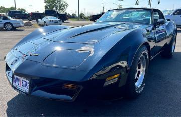 1980 Chevrolet Corvette L48 327CI V8 1980 Tout compris  