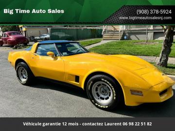 1981 chevrolet corvette V8 de 5,7 L 1981 Prix tout compris  