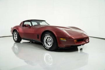 1981 Chevrolet Corvette 190 hp 5.7L V8 1981 Tout compris  