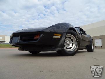 1982 Chevrolet Corvette V8 5.7L 1982 Prix tout compris