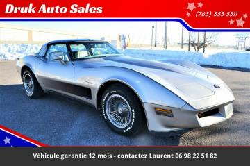 1982 chevrolet corvette Collector Edition 5.7L V8  Prix tout compris