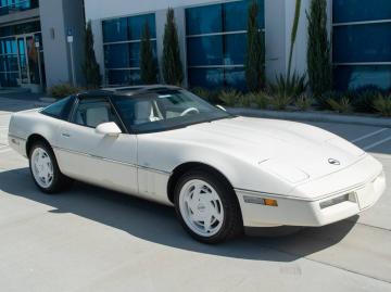 1988 Chevrolet Corvette 35e anniversaire 1988 Prix tout compris