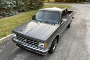 1989 Chevrolet S10 V8 1989 Tout compris  