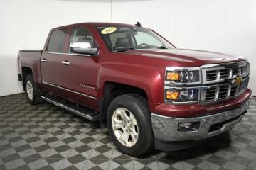 2015 Chevrolet Silverado   LTZ Crew Cab 4WD Tout compris hors homologation 4500e