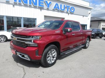 2021 Chevrolet Silverado   High Country Crew Cab 4WD Tout compris hors homologation 4500e