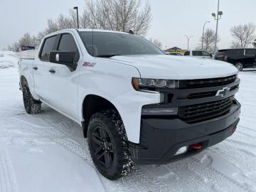 2022 Chevrolet Silverado    Limited LT Trail Boss Crew Cab 4WD Tout compris hors homologation 4500e