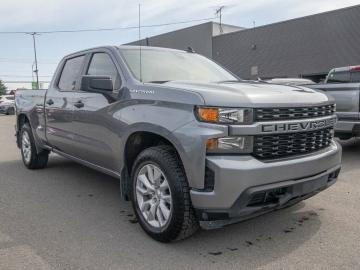 2022 Chevrolet Silverado   Limited Custom Crew Cab 4WD Tout compris hors homologation 4500e