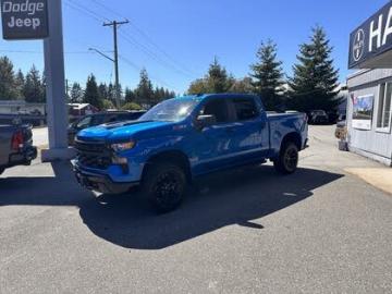 2022 Chevrolet Silverado  Custom Trail Boss Crew Cab 4X4 Tout compris hors homologation 4500e