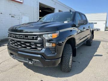 2022 Chevrolet Silverado   Custom Trail Boss Crew Cab 4X4 Tout compris hors homologation 4500e