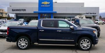 2022 Chevrolet Silverado    High Country Crew Cab 4x4 Tout compris hors homologation 4500e