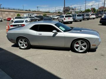 2008 Dodge Challenger SRT8 Tout compris hors homologation 4500e