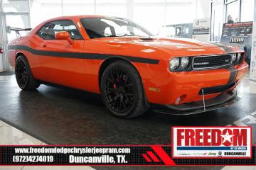 2009 DODGE Challenger 425 hp 6.1L V8 Tout compris hors homologation 5500e