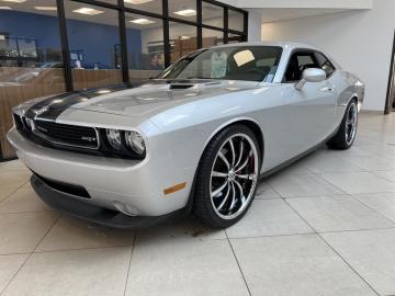 2009 DODGE Challenger SRT8 425 hp 6.1L V8 Tout compris hors homologation 5500e