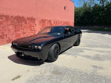 2009 Dodge Challenger SRT8Tout compris hors homologation 4500e