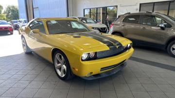 2010 DODGE Challenger SRT8 425 hp 6.1L V8 Tout compris hors homologation 4500e