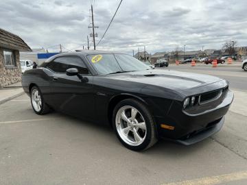 2010 Dodge Challenger RT 372 hp 5.7L V8 Tout compris hors homologation 4500e