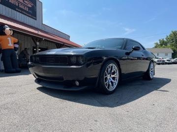 2010 Dodge Challenger SRT8 Tout compris hors homologation 4500e