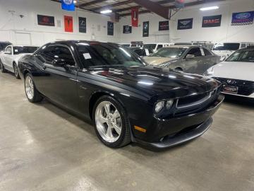 2013 Dodge Challenger RT 375 hp 5.7L V8 Tout compris hors homologation 4500e