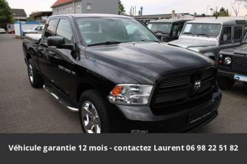2011 Dodge  RAM Disponible 4x4 Black Edition Hemi Quad Cab  