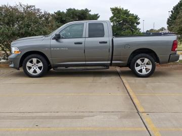 2012 DODGE RAM Express Quad Cab 4WD 2012 Prix tout compris hors homologation 4500€