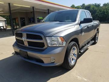 2013 DODGE RAM 1500 Express Quad Cab 4WD V8Prix tout compris hors homologation 4500€