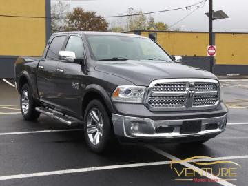 2015 DODGE RAM Boite 8 Laramie Crew Cab 4WD 2015 Prix tout compris HORS HOMOLOGATION 4500€