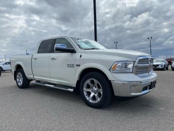 2017 DODGE ram Laramie Crew Cab LB 4WD Tout compris hors homologation 4500e