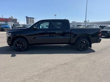 2022 DODGE ram 5.7L Sport Black 4x4 Crew Cab Tout compris hors homologation 4500e