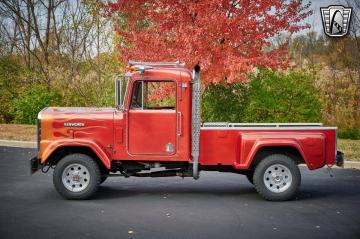 1983 Ford F150  6.2-liter turbo-diesel 1983 Prix tout compris