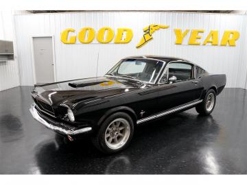 1965 Ford Mustang V8 GTA Pony Pack 1965 Prix tout compris