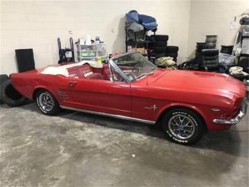 1966 Ford Mustang V8 1966 Ponny Prix tout compris