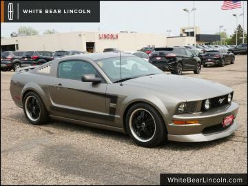 2005 Ford Mustang GT V8 Tout compris hors homologation 4500e