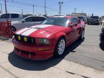 2005 Ford Mustang GT V8 Tout compris hors homologation 4500e