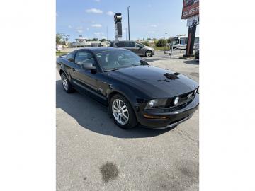 2005 Ford Mustang GT V8 Tout compris hors homologation 4500e