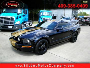 2006 ford mustang Hertz GT V8 2006 Prix tout compris Hors homologation 4500€