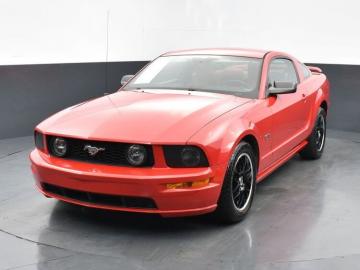 2006 Ford Mustang GT V8 2006 Tout compris hors homologation 4500e