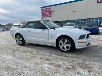 2006 Ford Mustang GT V8 Tout compris hors homologation 4500e