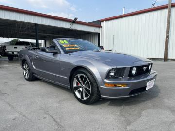 2006 Ford Mustang GT V8 2006 Tout compris hors homologation 4500e
