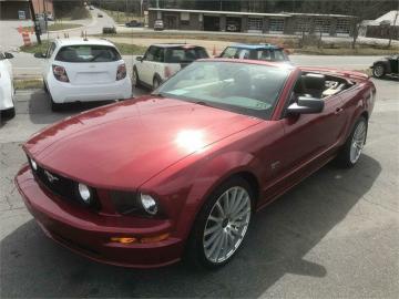 2007 ford mustang GT V8 2007 Prix tout compris Hors homologation 4500 €