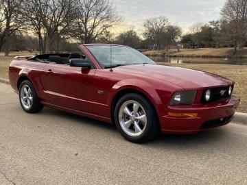 2008 Ford Mustang V8 GT Tout compris hors homologation 4500e