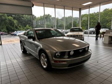 2008 Ford Mustang GT V8 Tout compris hors homologation 4500e