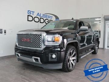 2015 GMC Sierra  6.2L Denali Crew Cab 4WD Tout compris hors homologation 4500e