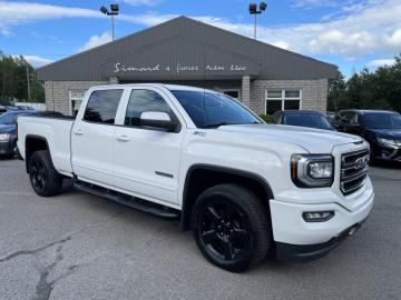 2018 GMC Sierra   Night Crew Cab 4x4 Tout compris hors homologation 4500e