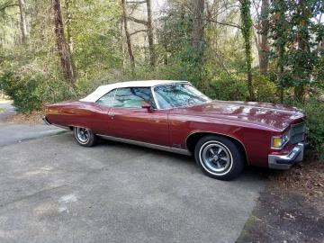 1975 Pontiac Grand VILLE 1975 Prix tout compris