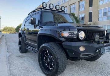 2014 Toyota FJ Cruiser Tout compris hors homologation 4500e