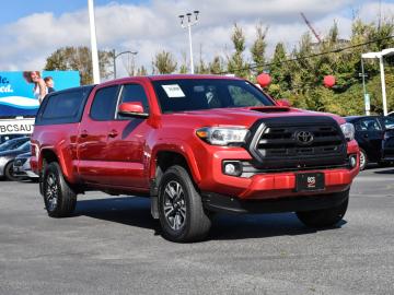 2016 Toyota Tacoma TRD Sport Crew 4x4 Tout compris hors homologation 4500e