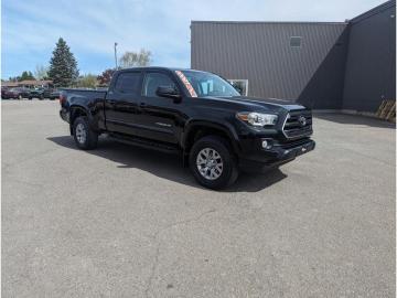 2016 Toyota Tacoma SR5 Tout compris hors homologation 4500e