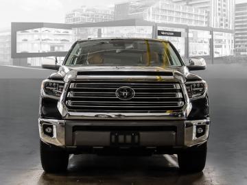 2018 Toyota Tundra Platinum CrewMax 5.7L 4WD Tout compris hors homologation 4500e